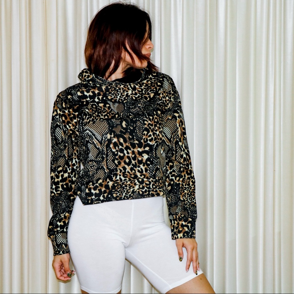 Zara trf animal print long sleeve boxy hoodie